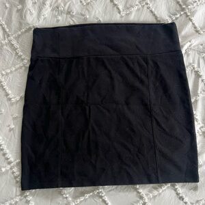 Decree Black Stretch Skirt